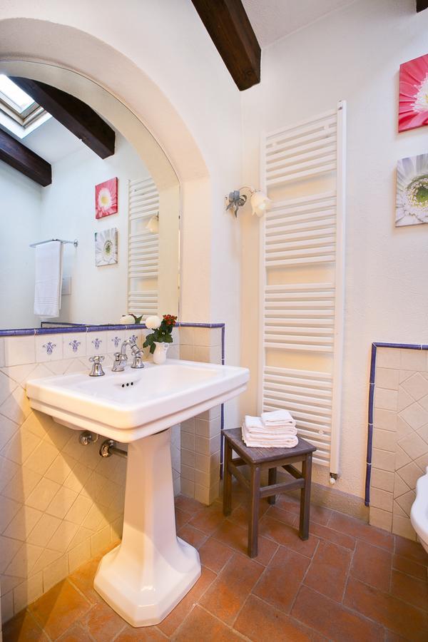 Agriturismo Il Pintello Сан-Кашіано-ін-Валь-ді-Пеза Екстер'єр фото